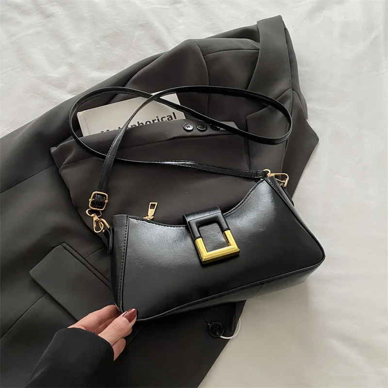 sac à bandoulière rétro chic pour femmes, petit design tendance, élégant, baguette française, sous les bras, accessoire polyvalent, 2025