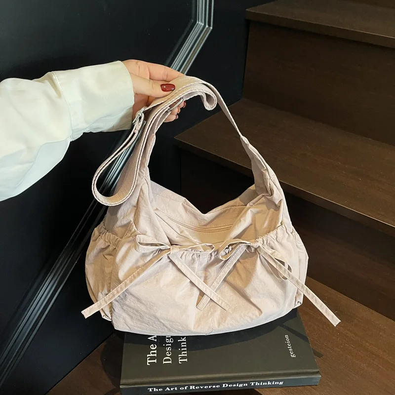 sacs hobo en tissu froncé, sac à bandoulière léger en nylon, élégant et réglable, parfait pour les tenues décontractées, errand quotidien