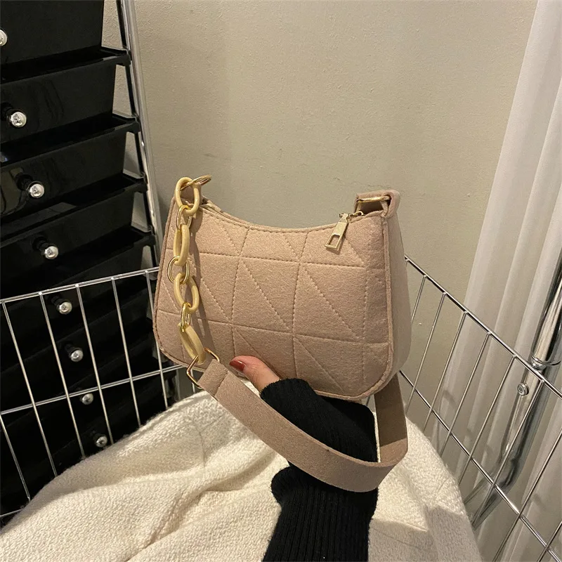 petit sac à main carré pour femme, sac messager populaire, sac à main décontracté simple et polyvalent, feutre one initié, mode