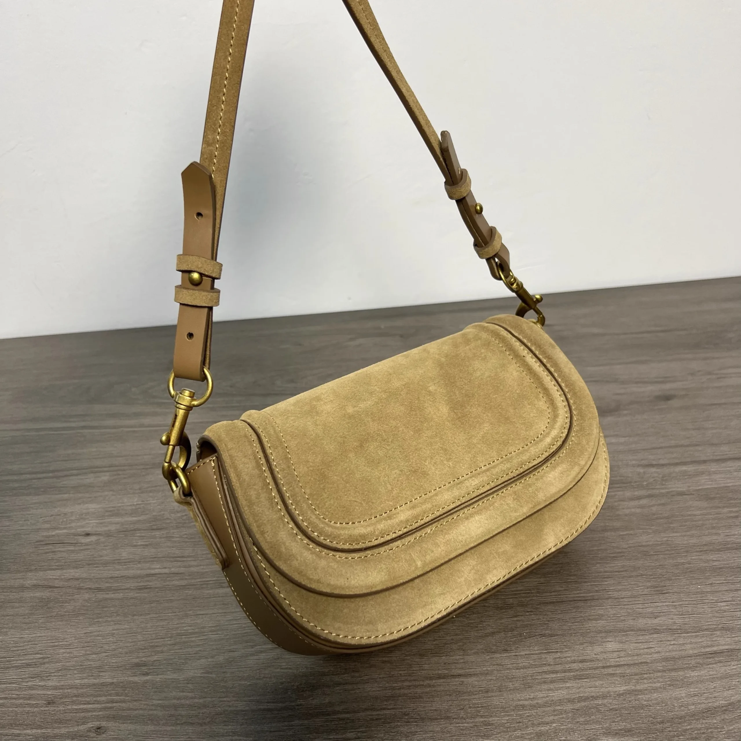 sac de selle femme mode sac commercial bandoulière couleur chameau gris noir beige