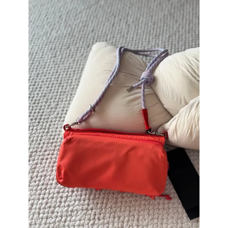 nouveau sac à bandoulière pour hommes et femmes, léger pour un usage extérieur, polyvalent pour un usage décontracté, à la mode et polyvalent