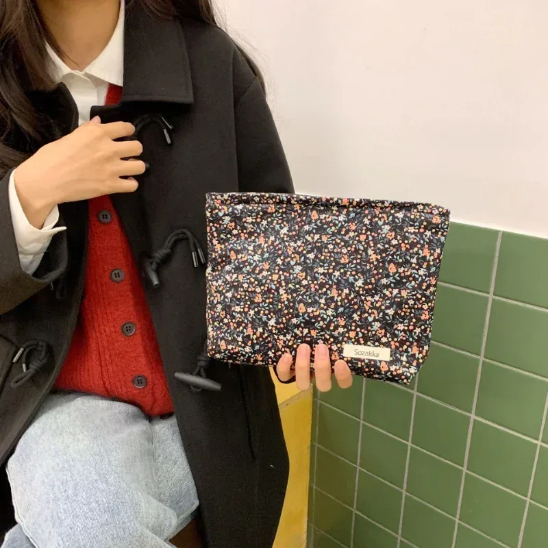 sac à cosmétiques rétro à fleurs, pochette de maquillage, trousse de toilette portable de grande capacité, organisateur de soins de la peau, pochette quotidienne