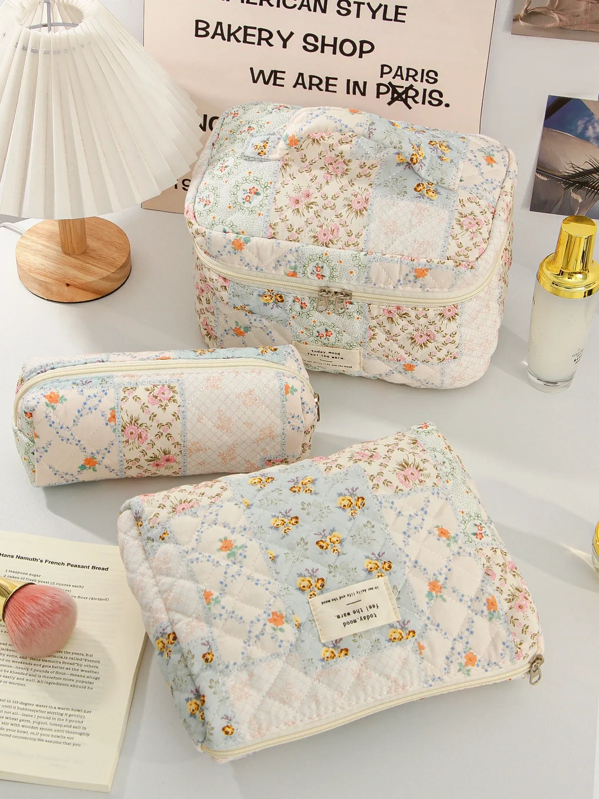 trousse de maquillage matelassée à fleurs assorties, trousse de toilette de voyage de grande capacité, trousse de maquillage portable à la mode, 1 pièce/ensemble