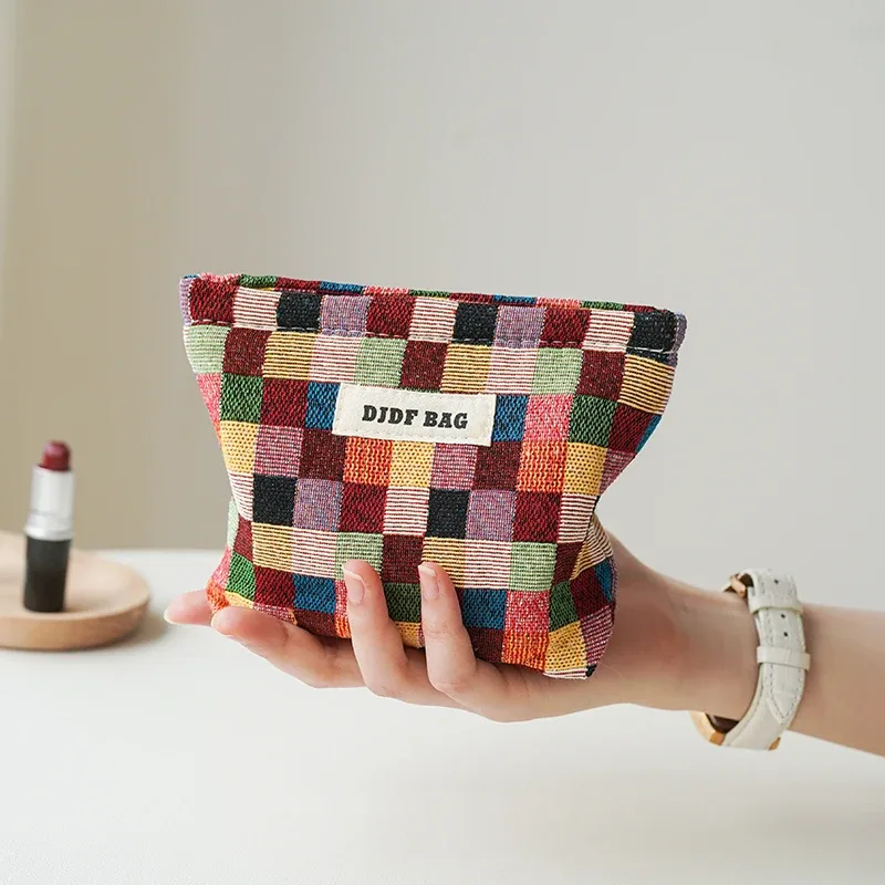 mini sac à cosmétiques portable rouge doux pour femme, petit sac de rangement pour serviettes hygiéniques, sac pour pièces de monnaie et clés, sac pour cartes bancaires portables