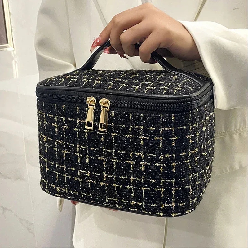 nouveau sac à maquillage tricoté pour femme 2026 – trousse de maquillage portable et tendance grande capacité bx100