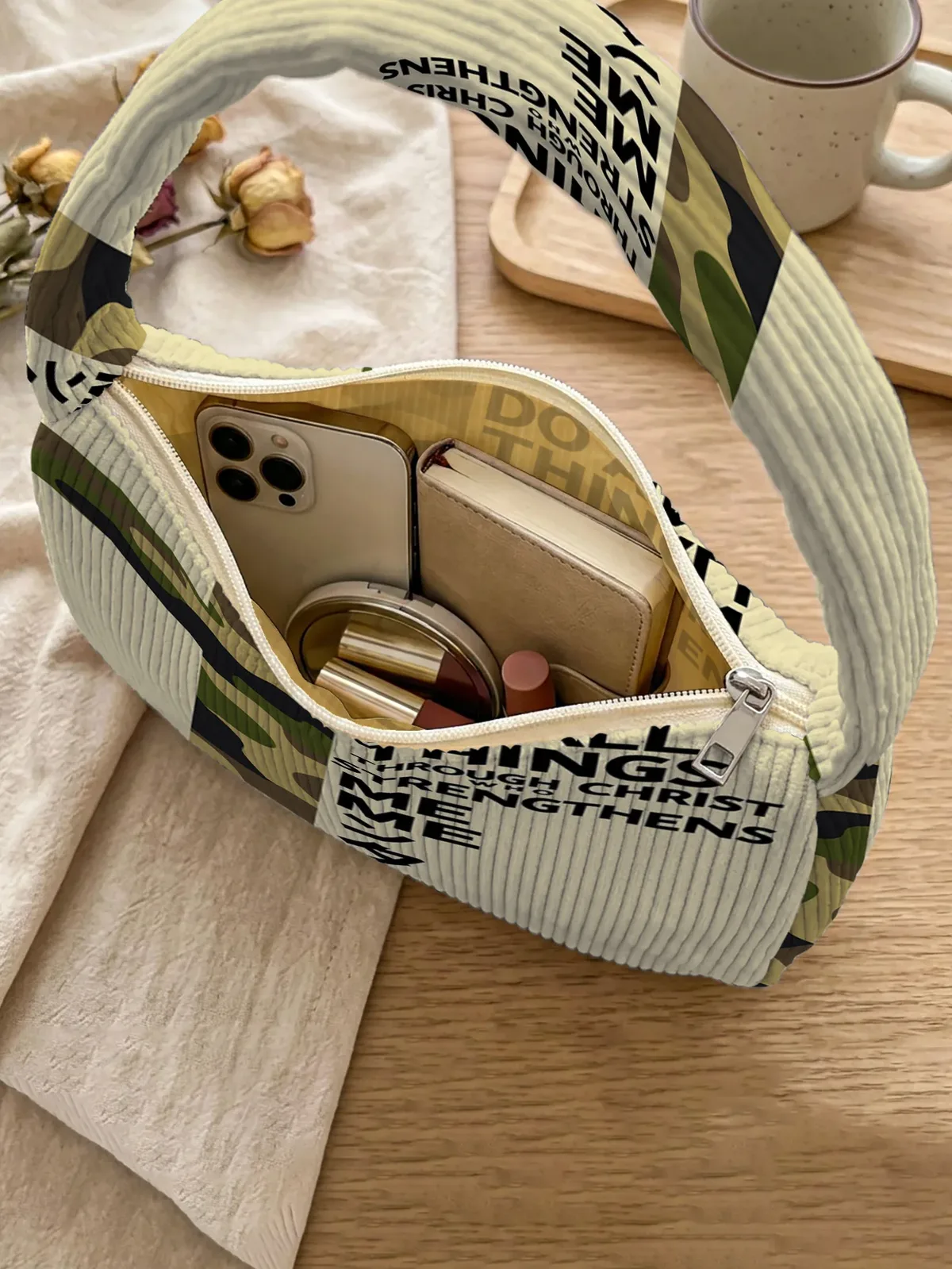 sac à bandoulière tendance à imprimé camouflage, sac sous le bras en velours côtelé pour un usage quotidien décontracté