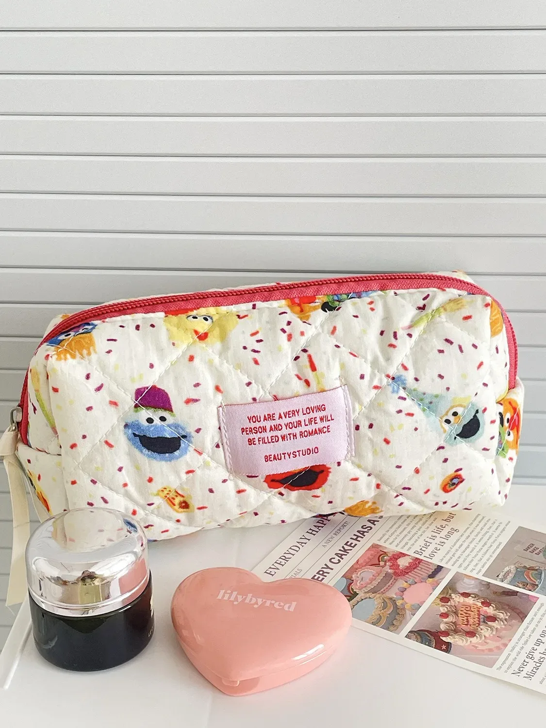 sac à cosmétiques bow flower, sac de toilette de grande capacité, sac de rangement matelassé de style court, sac à main souple portable