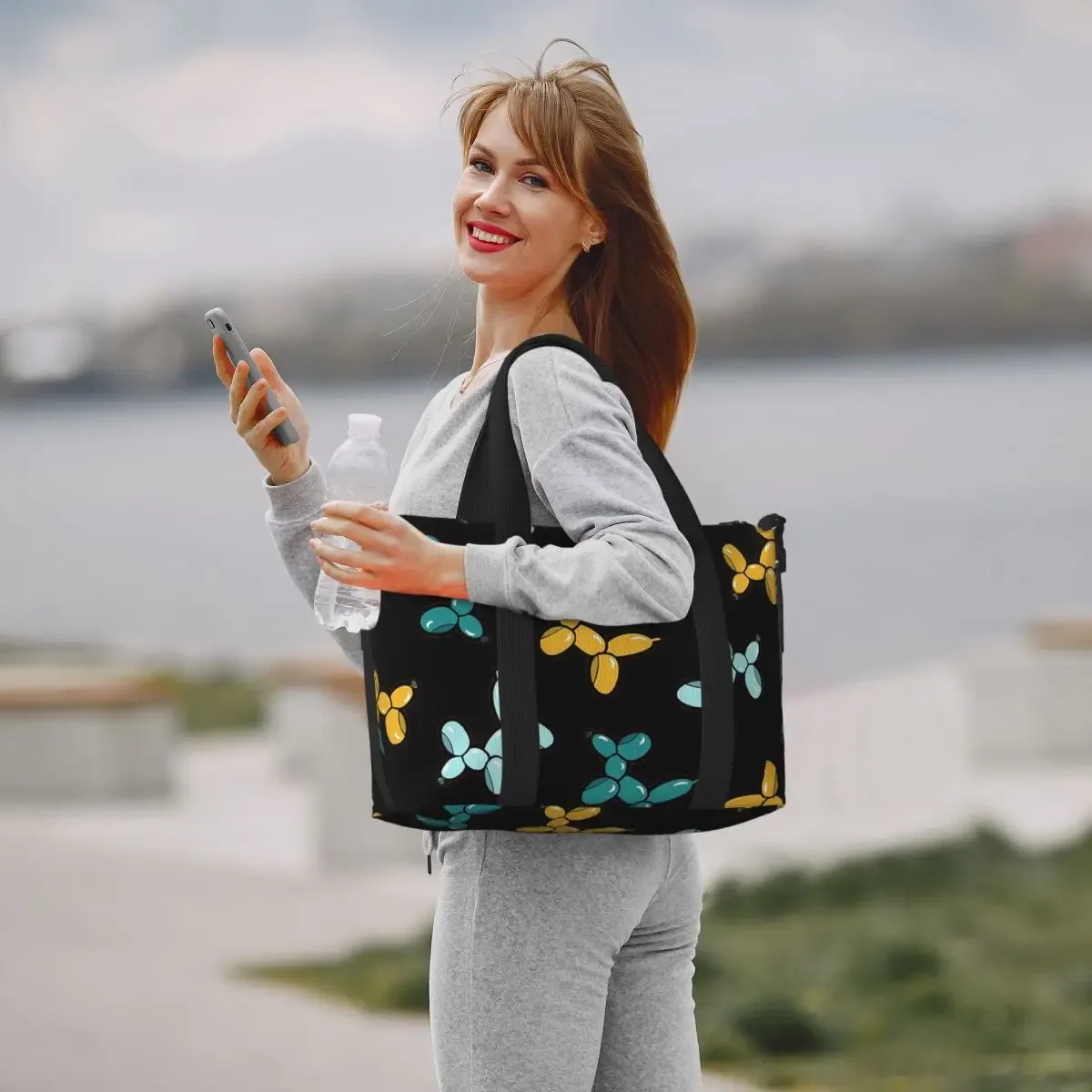 sac de voyage de plage rouge à motif de chiens d'animaux en ballon, fourre-tout de grande capacité pour salle de sport, yoga, sac à bandoulière de shopping pour femmes