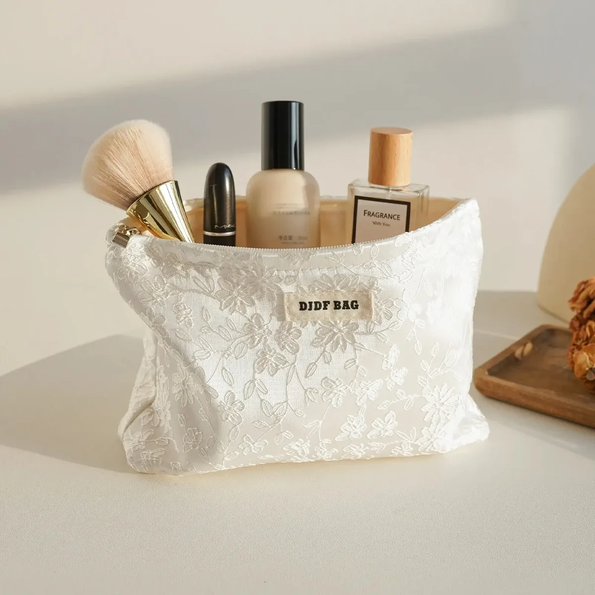 sac de maquillage pour femmes, broderie noire, grande capacité, rouge à lèvres, sac de rangement pour téléphone portable, pochette de banlieue, trousse de toilette de voyage