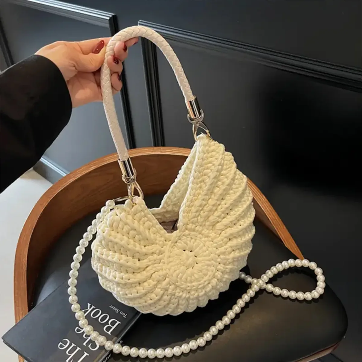 sac à main en coquillages tissé à la main avec chaîne de perles, grand sac de plage bohème pour femme, sac fourre-tout beige pour les vacances d'été, idéal pour