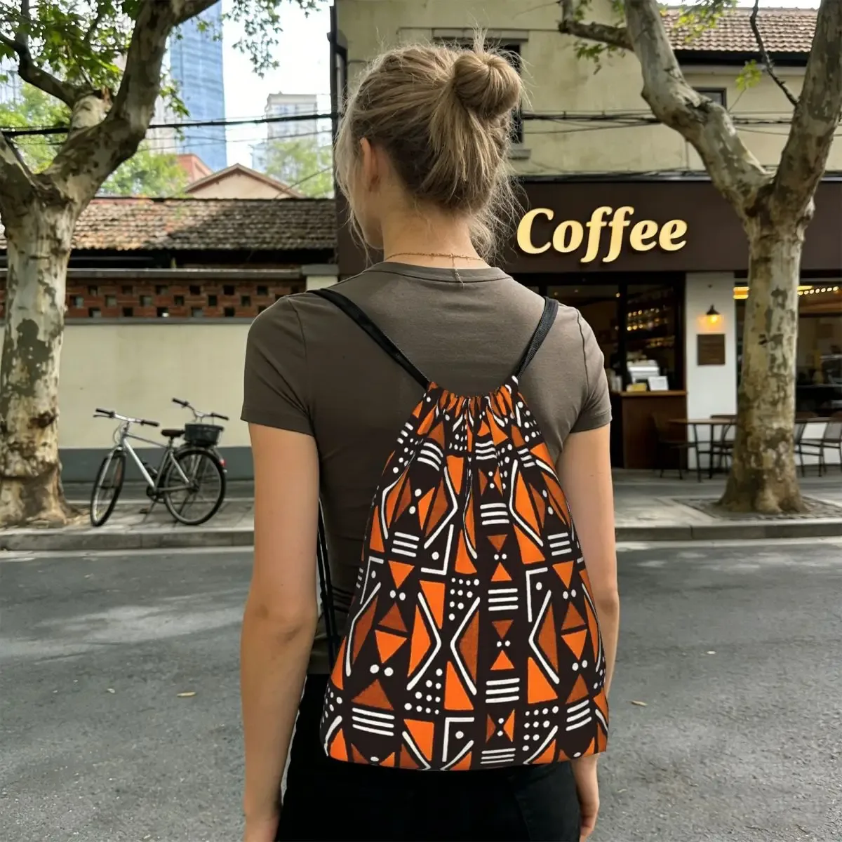 sac à dos à cordon de serrage en tissu bogolan africain, art ethnique tribal africain, sac de randonnée et de cyclisme, sac de rangement léger pour hommes et femmes