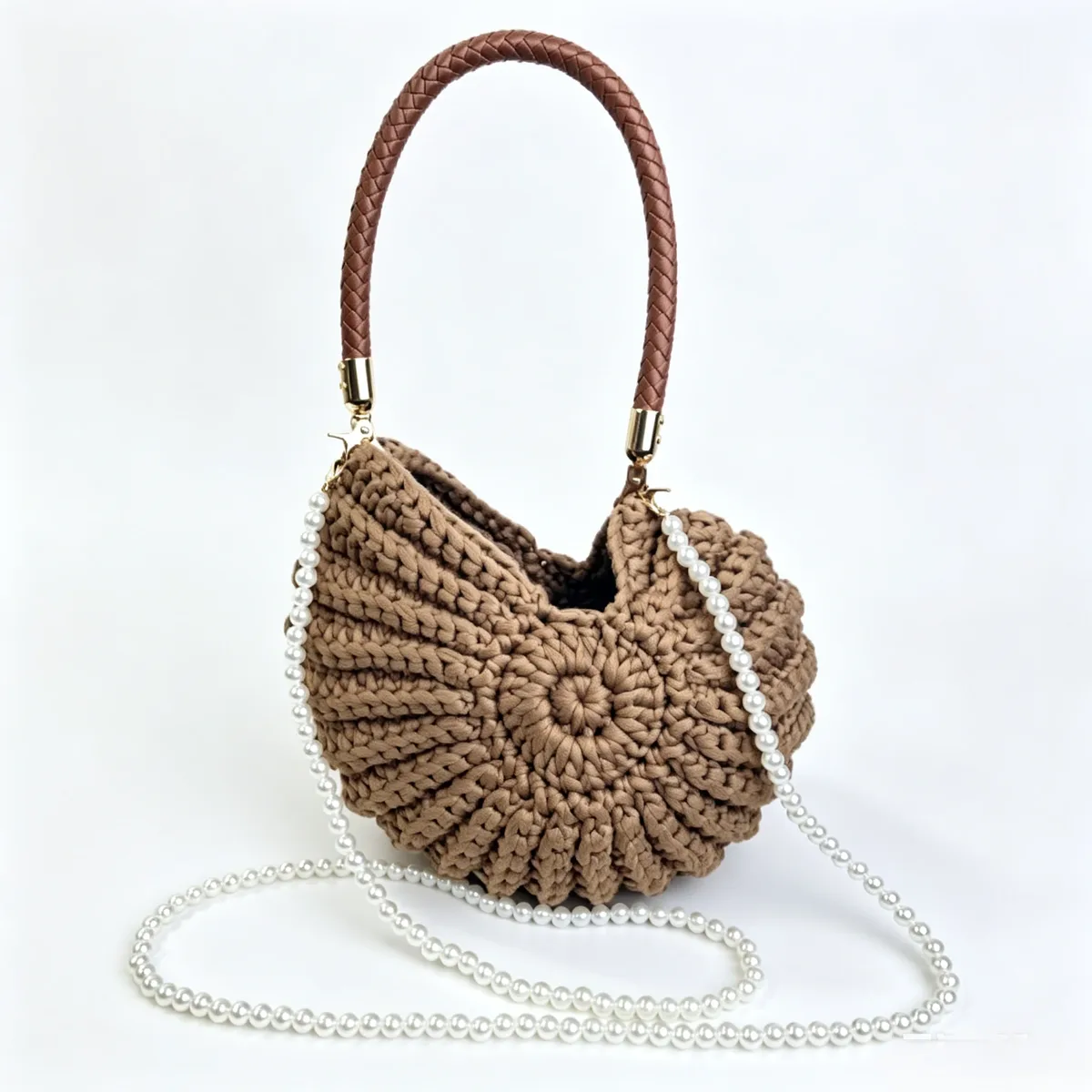 sac à main en coquillages tissé à la main avec chaîne de perles, grand sac de plage bohème pour femme, sac fourre-tout beige pour les vacances d'été, idéal pour