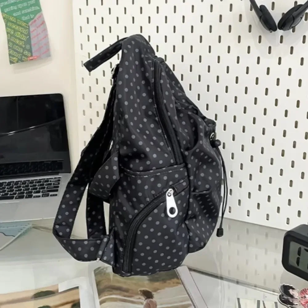 sac à dos pour femmes de style coréen à pois, léger, en nylon, sac d'école pour étudiants, idéal pour les voyages.