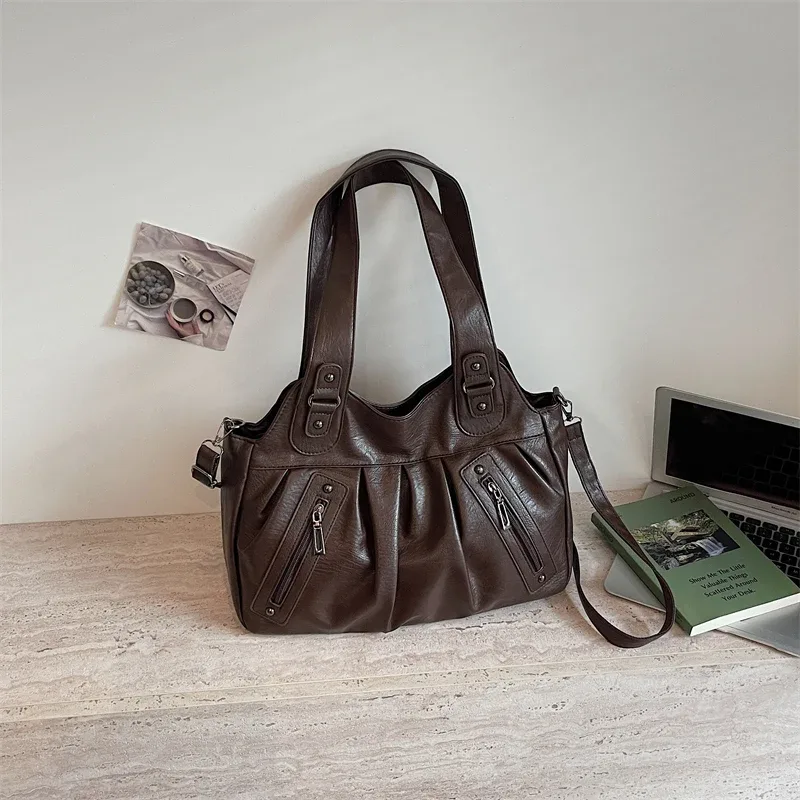 sac hobo vintage en cuir souple pour femme, grande capacité, sac fourre-tout décontracté, tendance 2026, sacs à bandoulière et sacs croisés pour le travail et les voyages