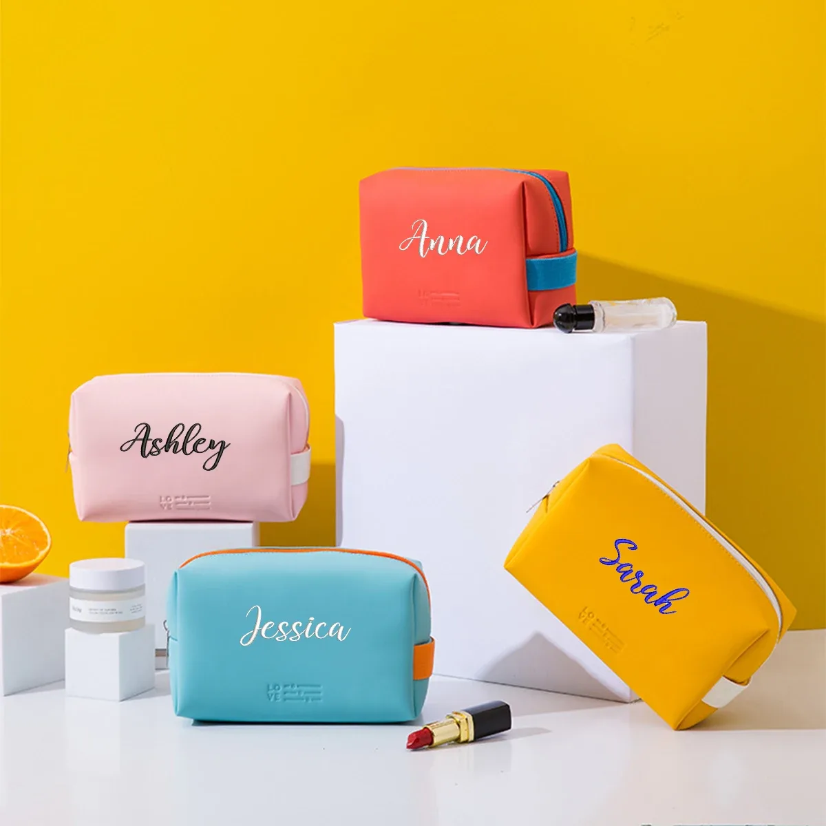 trousse de maquillage de voyage personnalisée, sac à cosmétiques portable brodé, pochette de rangement étanche, trousse de maquillage sur mesure pour femmes