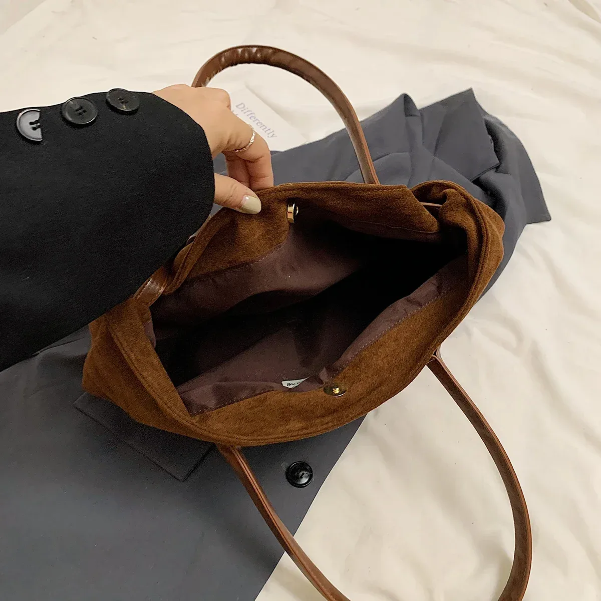 sac à main leftside pour femme, sacs sous les bras, sac à main, sac fourre-tout, nubuck, tendance de la mode, nouveau, hiver, y2k, 2024