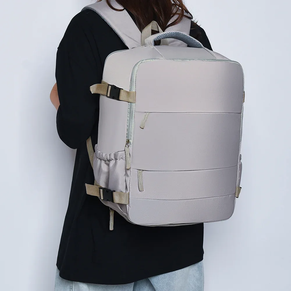sac à dos de voyage approuvé par les compagnies aériennes, modèle easyjet wizz air, grande capacité, léger, idéal pour les voyages d’affaires de courte durée et pour transporter un ordinateur.