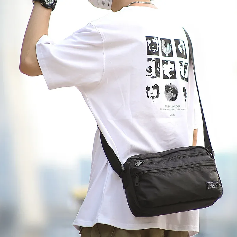 sac à bandoulière minimaliste pour hommes, sac messager d'inspiration japonaise, durable imperméable, voyage et usage quotidien, unisexe
