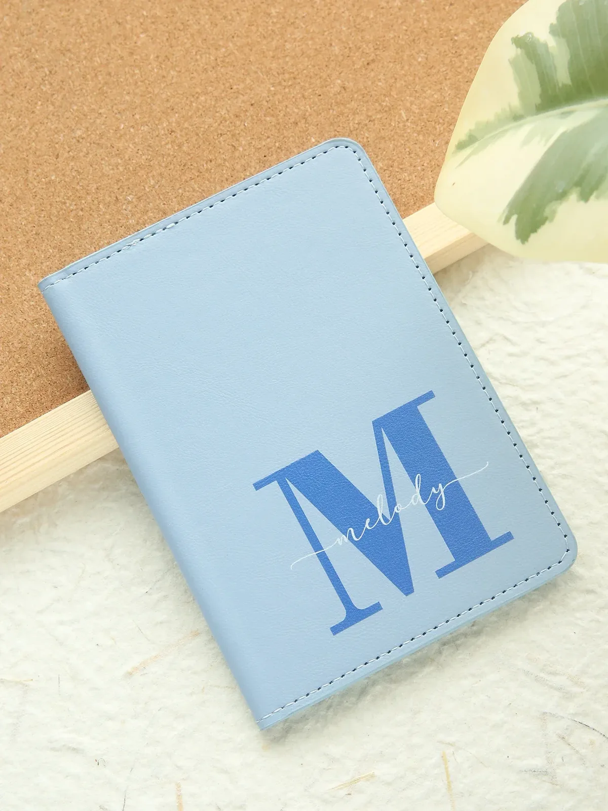 housse de passeport personnalisée avec nom et initiales, porte-passeport chic personnalisé, cadeau de voyage unique pour mariage, anniversaire, accessoires