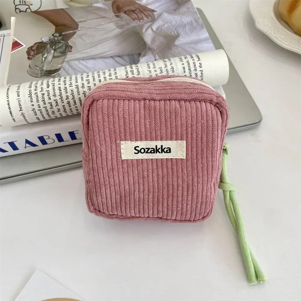 porte-monnaie pour femmes avec fermeture éclair, grande capacité, sac à cosmétiques, serviettes hygiéniques, écouteurs, pochette à rouge à lèvres, petite trousse de maquillage carrée