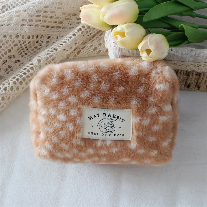 petite trousse de maquillage de grande capacité, organiseur de voyage, porte-monnaie en peluche à motif cerf, étui à rouge à lèvres, trousse à crayons, pochette pour serviettes hygiéniques