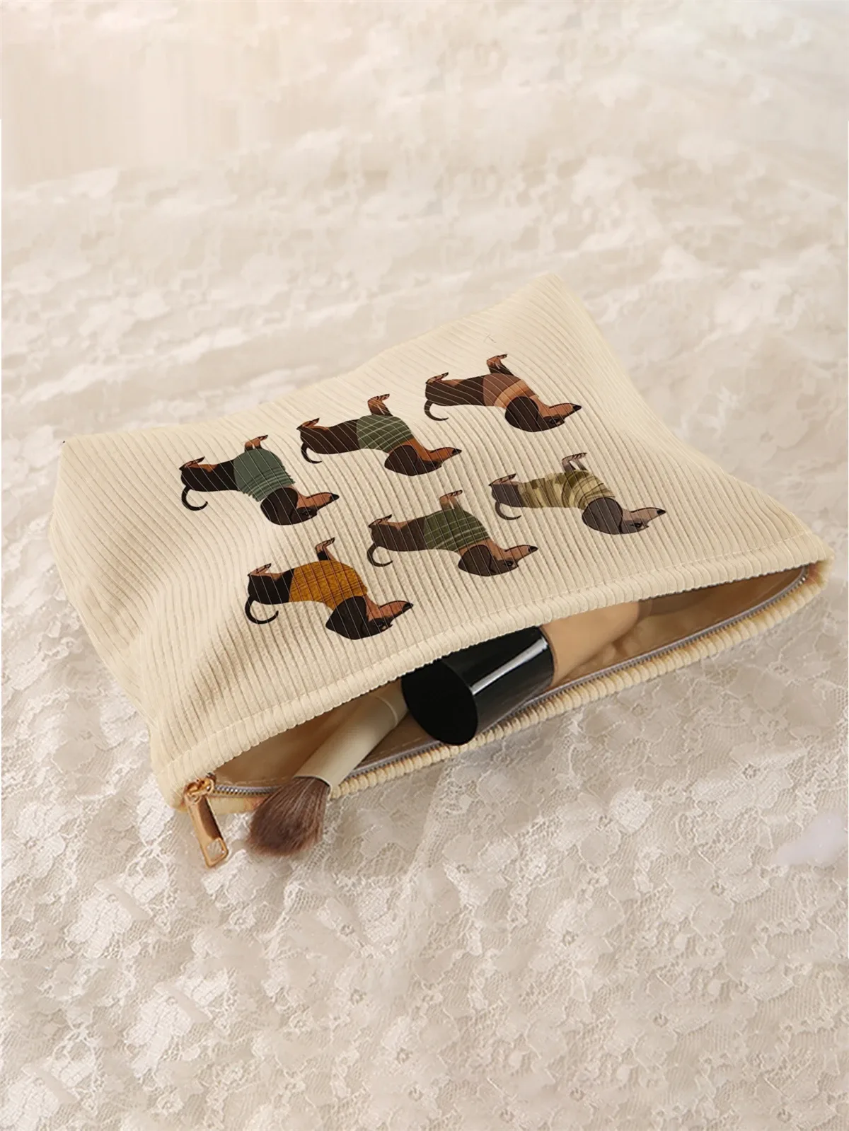 trousse de maquillage en velours côtelé imprimée à motif de chien de dessin animé, boîte de rangement de maquillage légère à fermeture éclair, sac multifonctionnel avec doublure 1 pièce