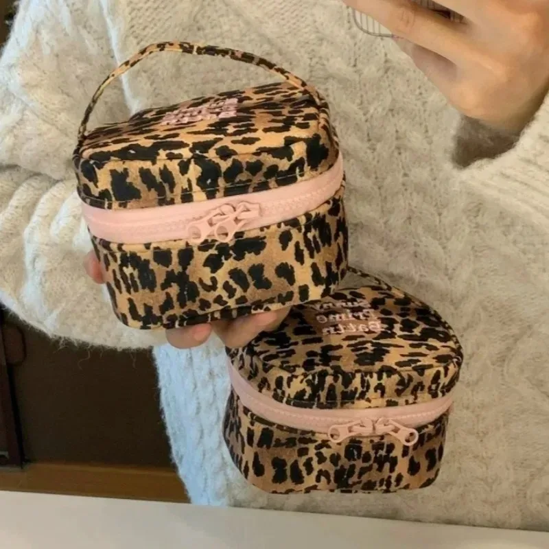 sac de maquillage imprimé léopard rose pour femmes, petit sac de voyage portable, organisateur de cosmétiques, trousse de toilette, grande capacité de rangement