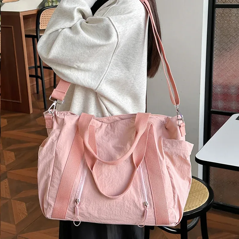 personnalisez votre design de sacs à main pour hommes et femmes, sacs bandoulière avec logo personnalisé imprimé pour le sport et les voyages