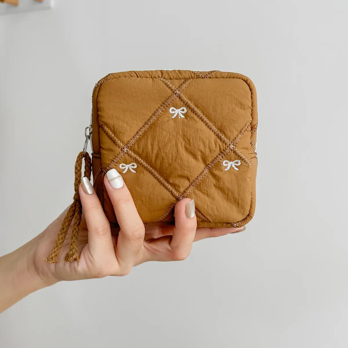 petite trousse de maquillage carrée coréenne, petite trousse à fermeture éclair pour écouteurs, portefeuille portable pour fille, sacs de rangement pour rouge à lèvres, pochette pour serviettes hygiéniques