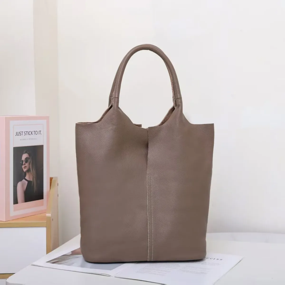 sac à main en cuir véritable pour femmes, fourre-tout de banlieue en cuir de vache souple, fourre-tout à bandoulière, grand sac seau de luxe de styliste