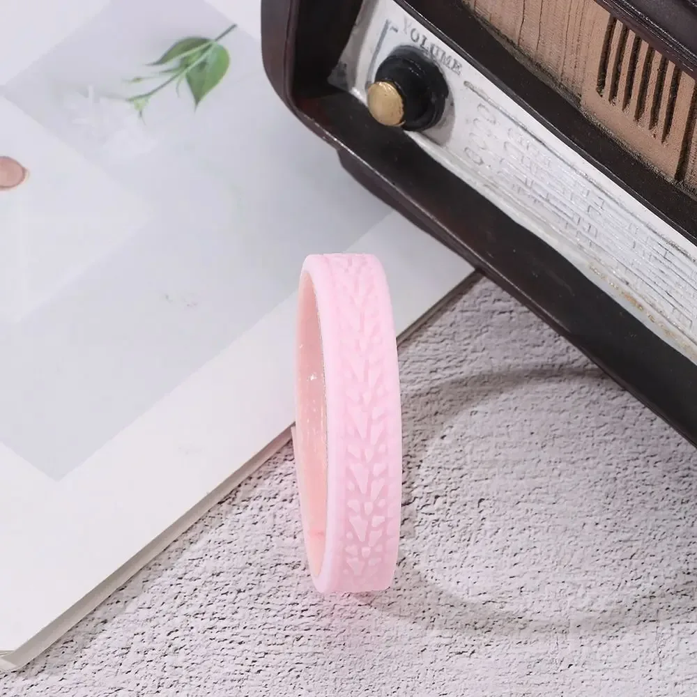 bande adhésive protection roues bagages nylon rose tâches forme rectangulaire lisse brillance usage voyage