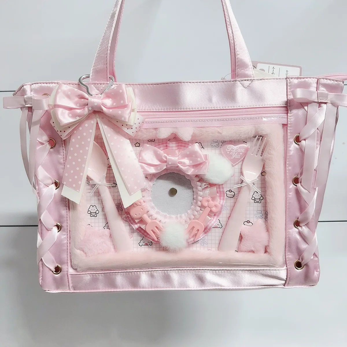 planche ita diy rose finie, style peluche mignon, organisateur de badges pour sac ita, accessoires itabag