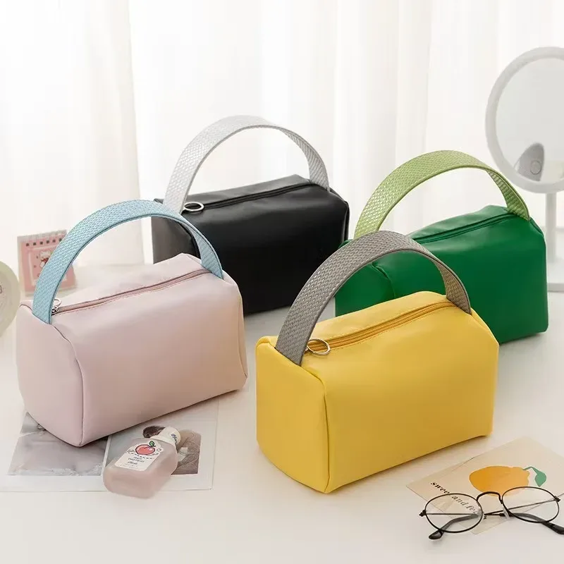 trousse de maquillage portable pour femmes, grande capacité, organisateur de maquillage de voyage, en cuir synthétique imperméable, trousse de toilette, sac de rangement à main.