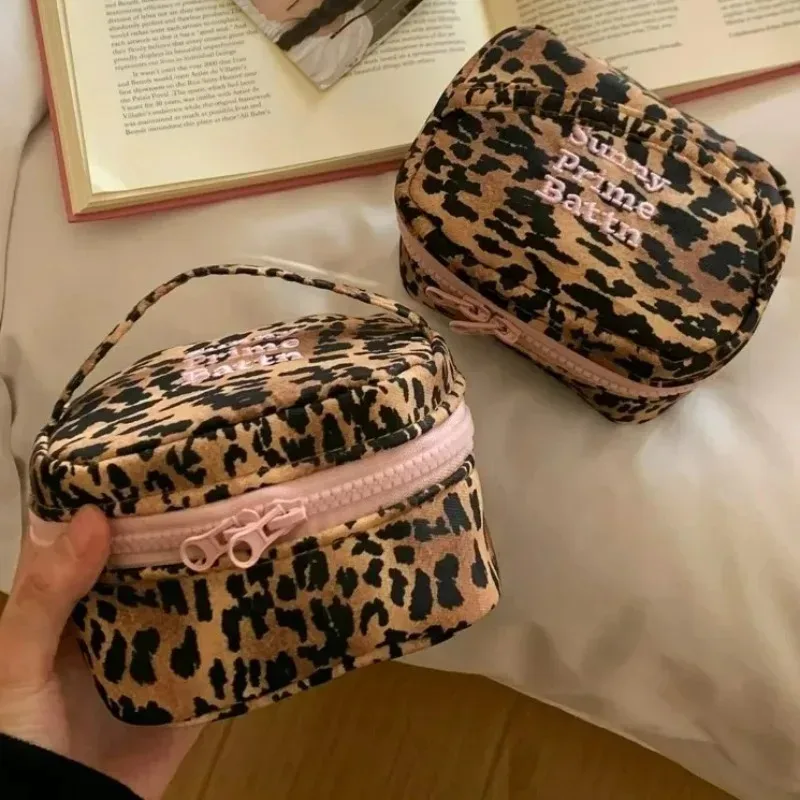 sac de maquillage imprimé léopard rose pour femmes, petit sac de voyage portable, organisateur de cosmétiques, trousse de toilette, grande capacité de rangement