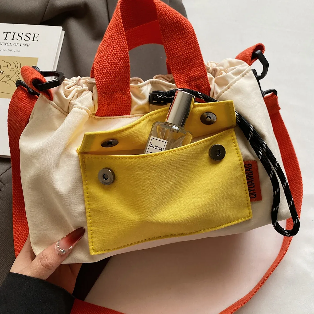 le nouveau sac messager unisexe, sac à bandoulière fonctionnel extérieur, sac à bandoulière de banlieue, sac de rangement, sac à dos contrasté féminin