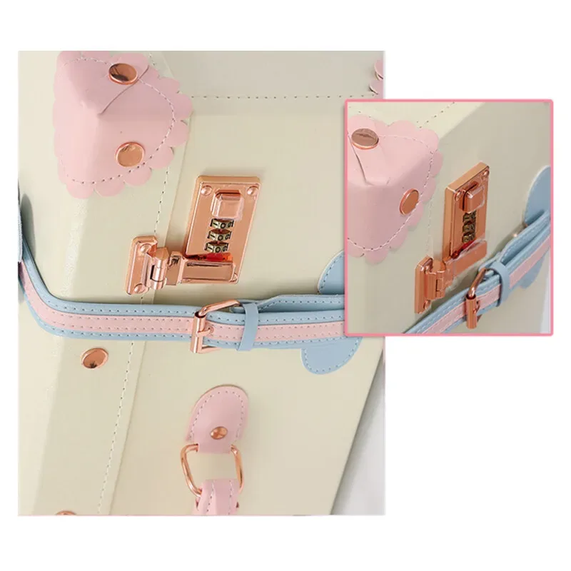 valise design rétro beige accents roses bleus motifs floraux poignée supérieure roulettes plastique dur voyage