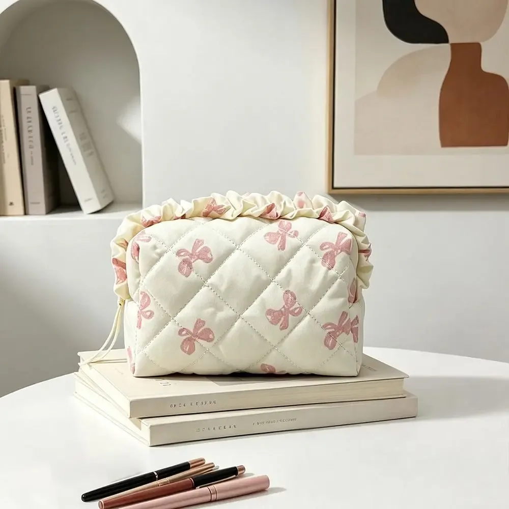 1 pièce trousse de maquillage matelassée mignonne à motif floral et nœud, grande capacité, pour femmes et filles