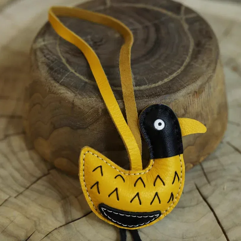 pendentif de valise en forme de canard de dessin animé, porte-clés créatif et mignon, pendentif pour vêtements, sac tendance suspendu, cadeau exquis, décorations de voiture