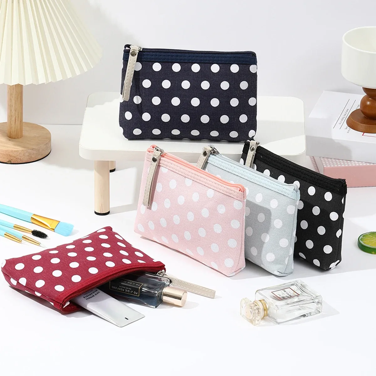 petite trousse de maquillage en toile à pois, simple et portable, sac de rangement pour soins de la peau, version coréenne, trousse à crayons pour étudiants, portefeuille