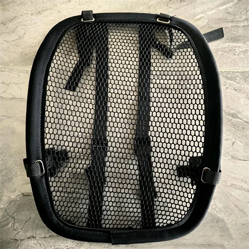 sac dos ceinture protection dos maille noir métal ajustement confort boucles serrage rectangulaire bords arrondis