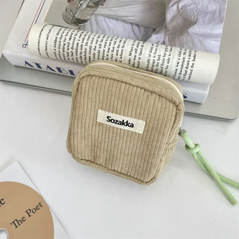 porte-monnaie pour femmes avec fermeture éclair, grande capacité, sac à cosmétiques, serviettes hygiéniques, écouteurs, pochette à rouge à lèvres, petite trousse de maquillage carrée