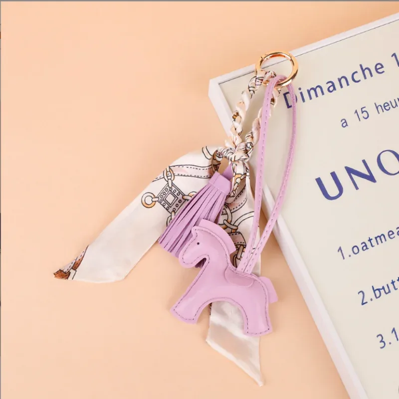 1 pièce porte-clés poney en cuir avec cordon tressé, pendentif pour sac à dos, accessoires de suspension pour sac de téléphone, décoration diy
