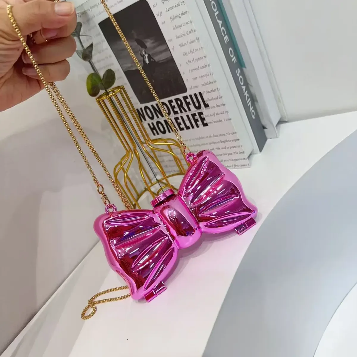 sac de soirée doré, sacs à main et pochettes de luxe, sacs à bandoulière de créateur, forme amusante, pochette ronde en acrylique brillant pour fêtes et mariages