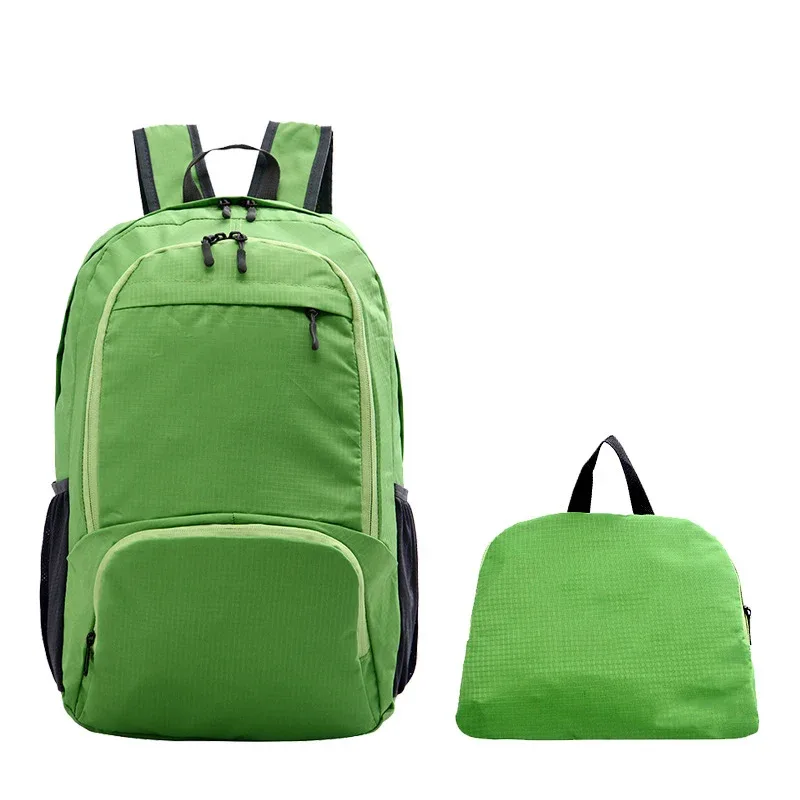 sac à dos léger et pliable avec logo personnalisé, imperméable, personnalisable, idéal pour les voyages en plein air et la randonnée.