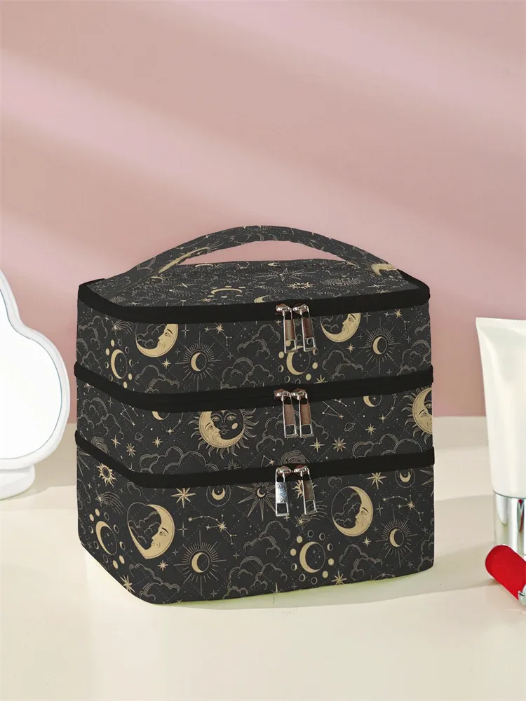 1 pièce, sac à cosmétiques à 3 couches à motif de lune et d'étoile, sac de gestion de maquillage multifonctionnel, douche de baignoire, portefeuille, cosmétiques portables, rouge à lèvres, brosse, organisateur de soins de la peau, sac à cosmétiques à 3 couches à motif ciel étoilé