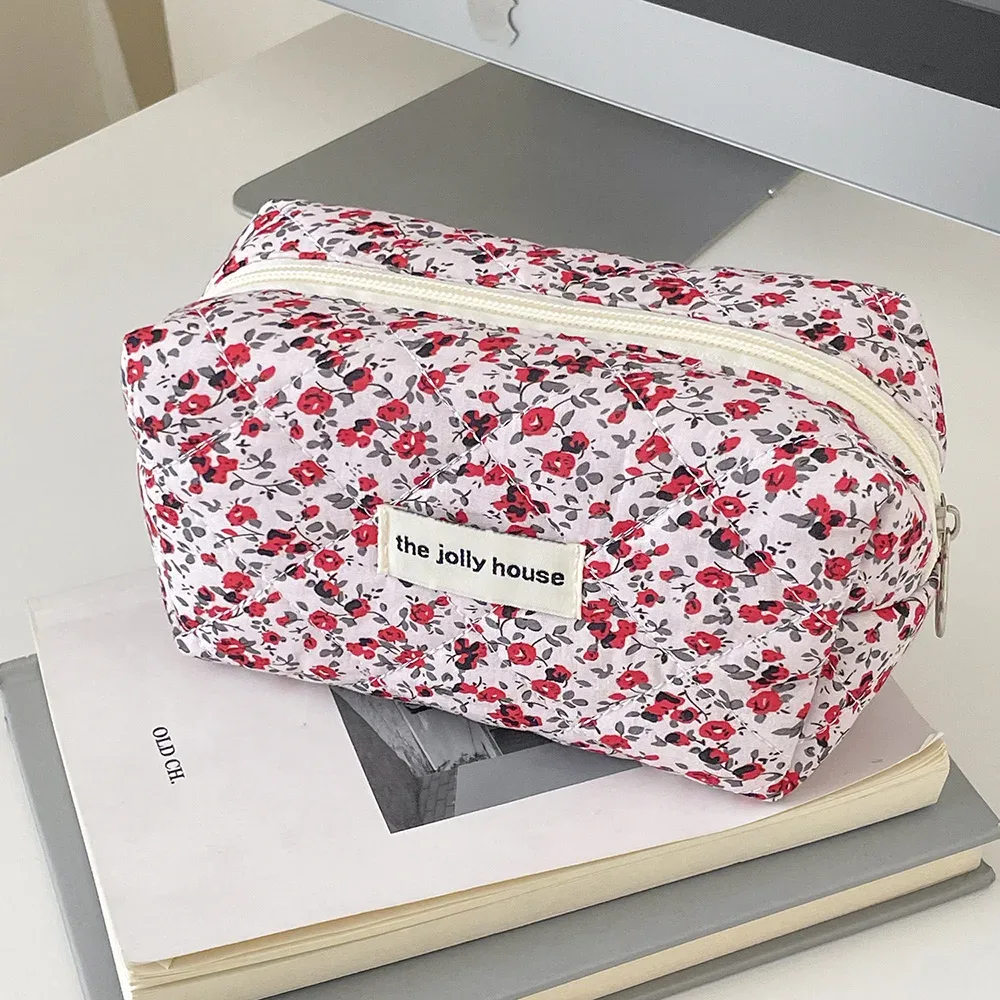 sac de rangement de maquillage matelassé à fleurs, organisateur de voyage portable, pochette de toilette cosmétique, sac à main de maquillage mignon, sacs floraux, vente en gros