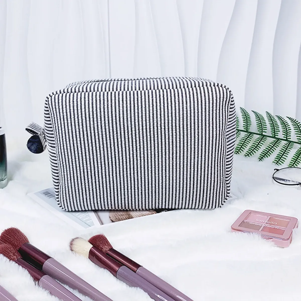 pochette de maquillage rayée personnalisée, broderie de nom personnalisée, pochette cosmétique, organiseur de toilette de voyage, cadeau pour femmes, filles, demoiselles d'honneur