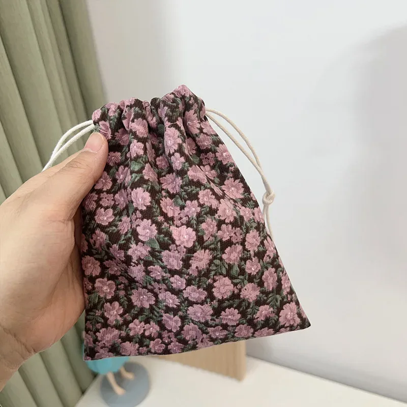 mini sac de rangement cosmétique à imprimé floral, sac de rouge à lèvres de maquillage wstring de proximité, petit gril, sac d'emballage de chaussettes de sous-vêtements de voyage