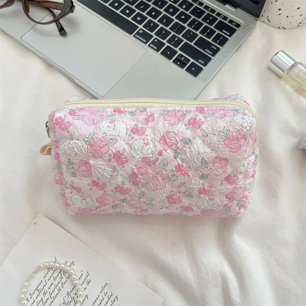 sacs à cosmétiques à brosse carrée de dessin animé mignon, sac de maquillage à fleurs roses pour femmes, organisateur de voyage, pochette à cosmétiques, trousse à crayons pour filles