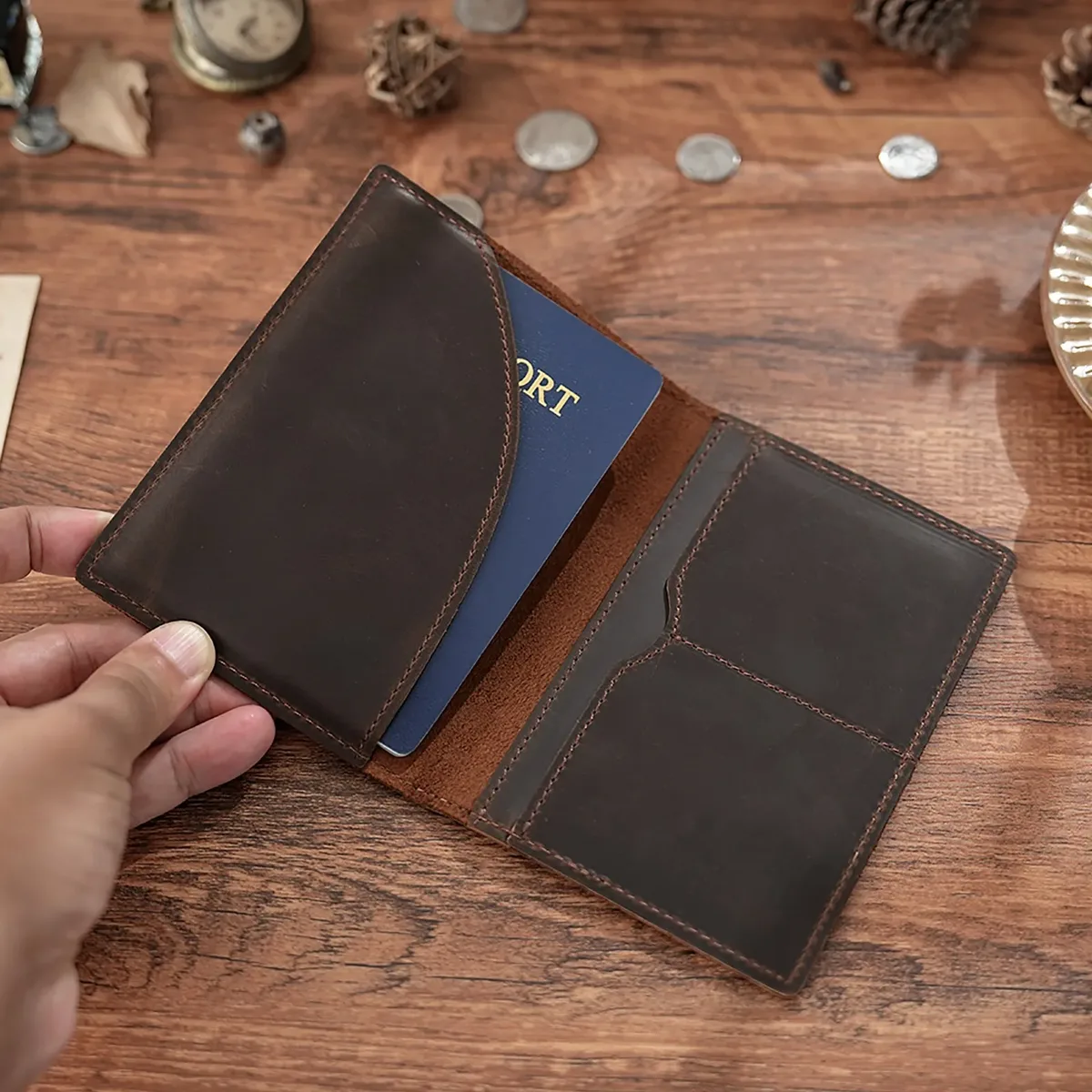 porte-passeport en cuir pour les essentiels de voyage, étui mince pour passeport, portefeuille de voyage, sac pour cartes de crédit pliable pour femmes et hommes